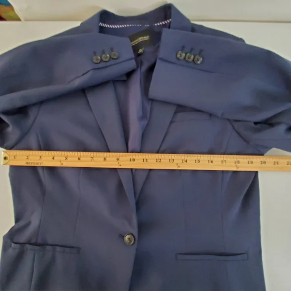 Banana Republic Long and Lean Blazer Size 14 Wool Blend Navy Blue Lined Jacket - Picture 5 of 12